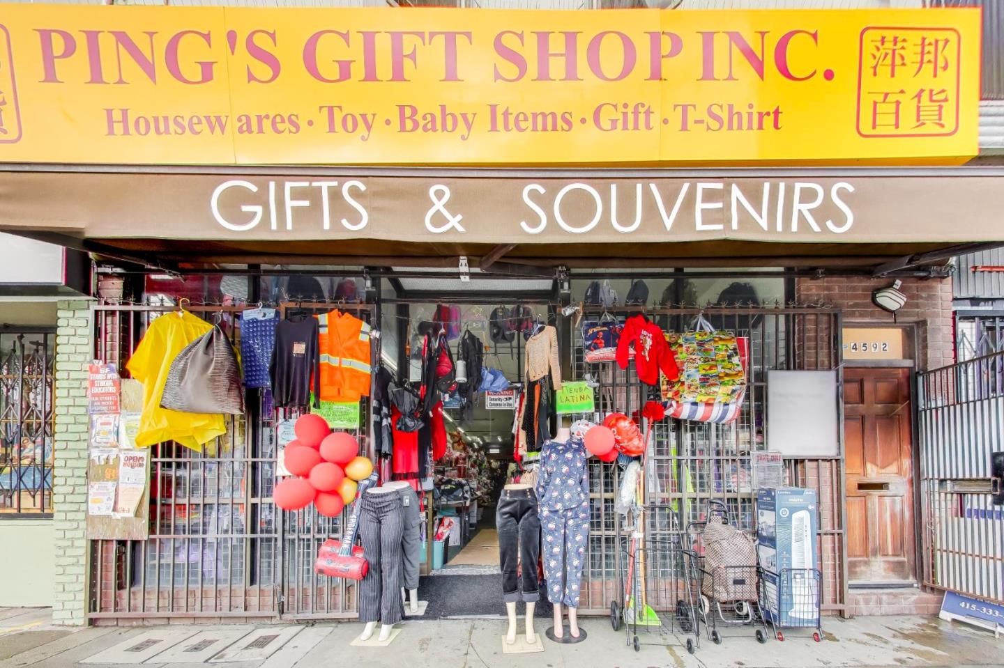 Detail Gallery Image 4 of 35 For 4592-4594 Mission St, San Francisco,  CA 94112 - – Beds | – Baths