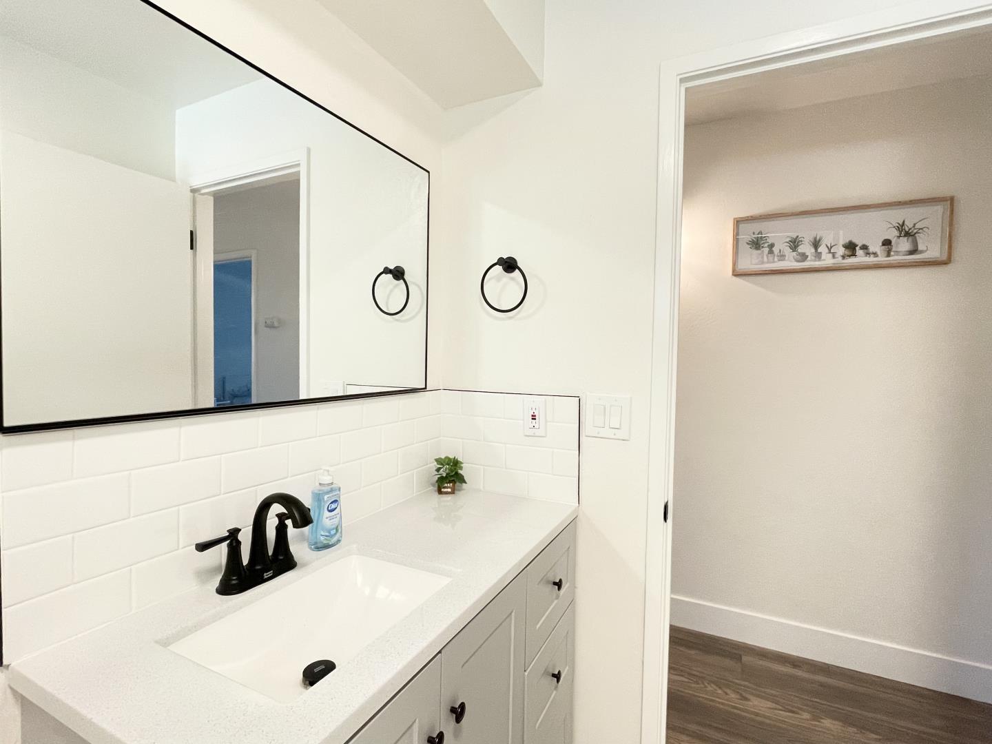 Detail Gallery Image 16 of 25 For 725 W Rialto Ave, Fresno,  CA 93705 - 3 Beds | 2 Baths