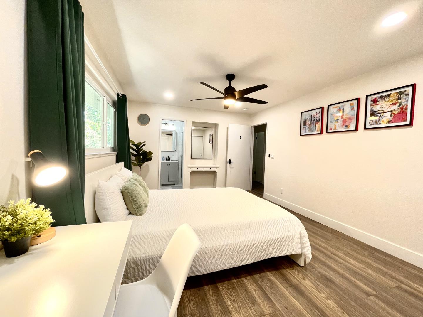 Detail Gallery Image 19 of 25 For 725 W Rialto Ave, Fresno,  CA 93705 - 3 Beds | 2 Baths