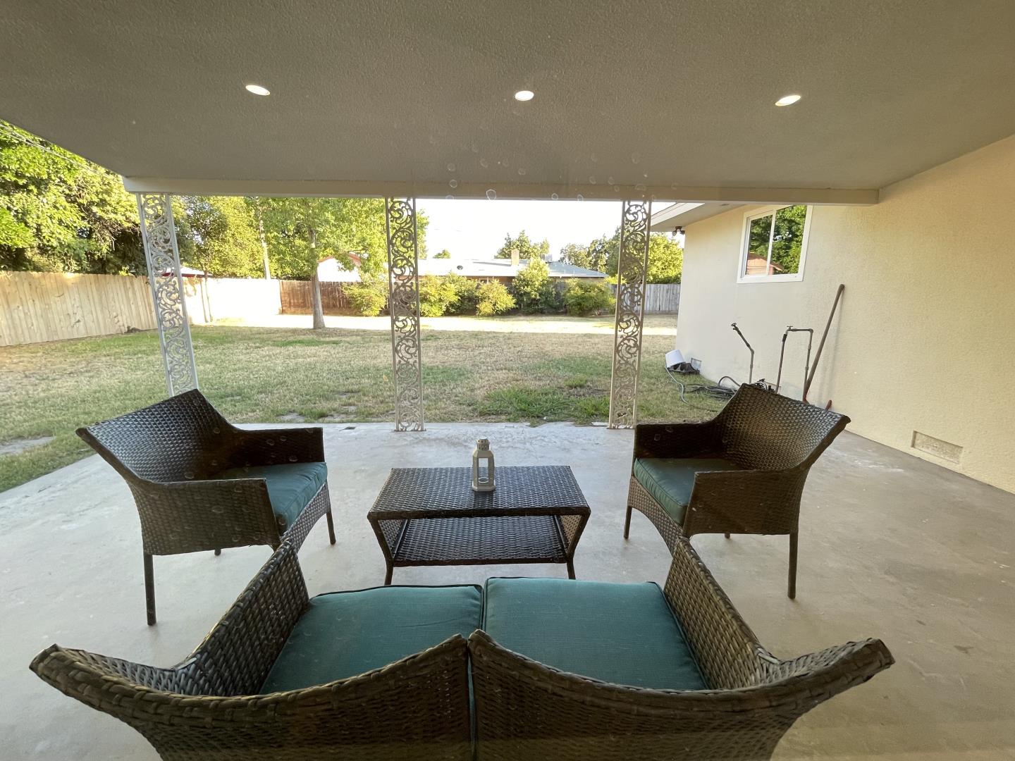 Detail Gallery Image 24 of 25 For 725 W Rialto Ave, Fresno,  CA 93705 - 3 Beds | 2 Baths