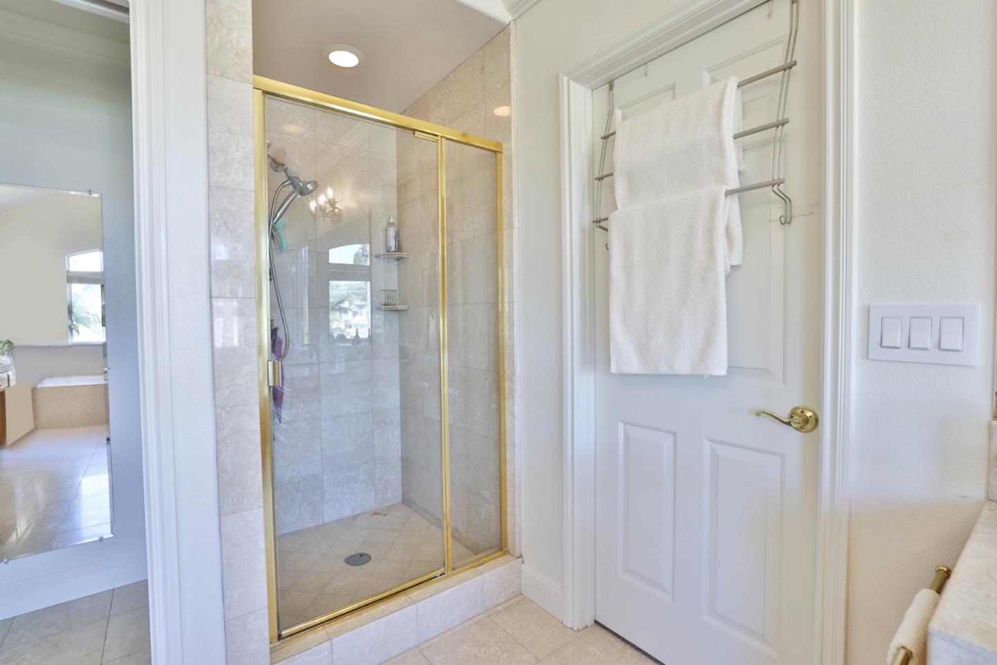 Detail Gallery Image 22 of 57 For 17017 Heatherwood Way, Morgan Hill,  CA 95037 - 4 Beds | 4 Baths