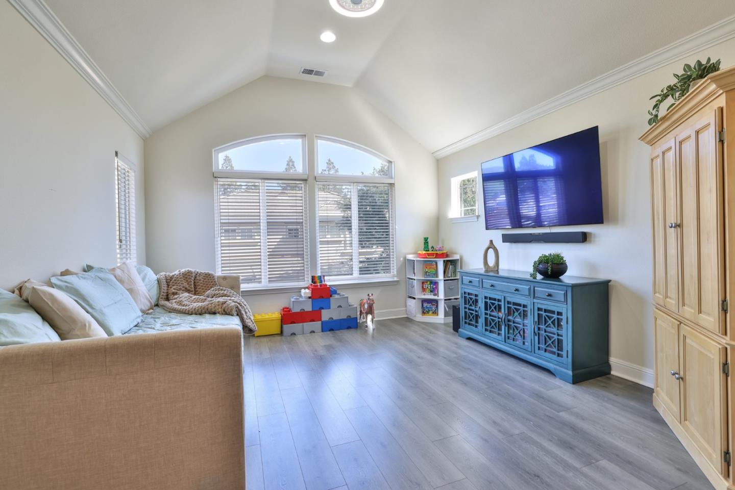 Detail Gallery Image 31 of 57 For 17017 Heatherwood Way, Morgan Hill,  CA 95037 - 4 Beds | 4 Baths