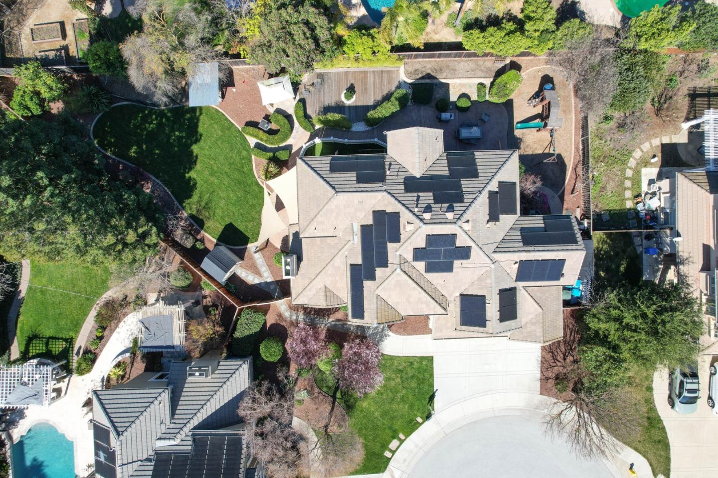 Detail Gallery Image 49 of 57 For 17017 Heatherwood Way, Morgan Hill,  CA 95037 - 4 Beds | 4 Baths