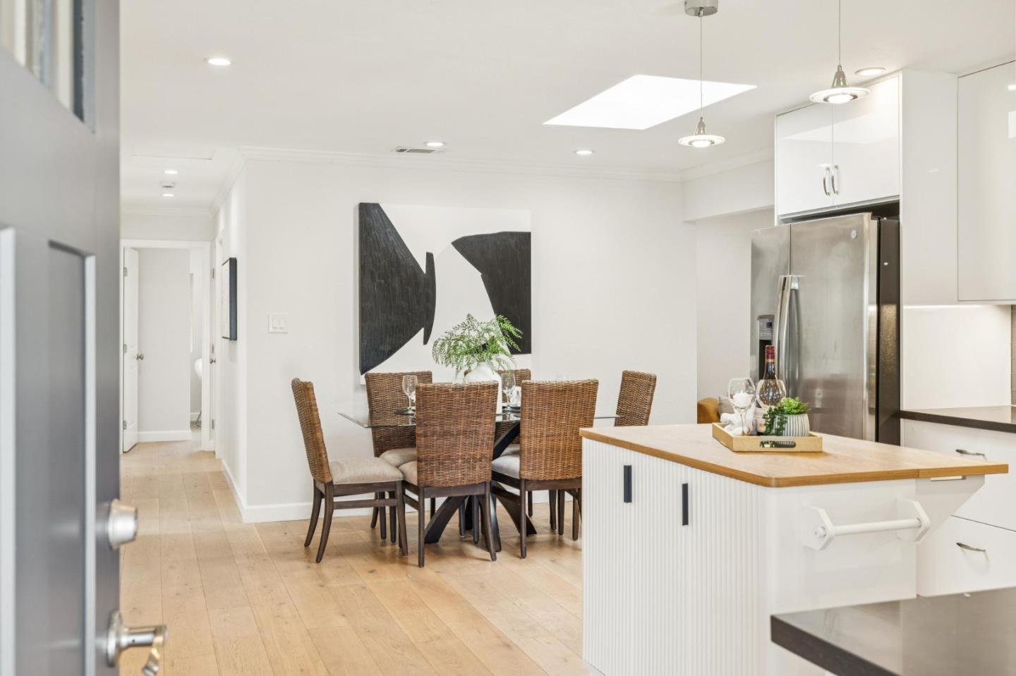 Detail Gallery Image 5 of 53 For 34373 Auckland Ct, Fremont,  CA 94555 - 3 Beds | 2 Baths