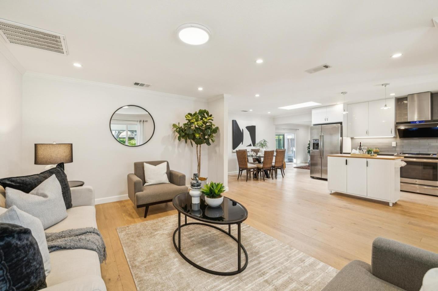 Detail Gallery Image 8 of 53 For 34373 Auckland Ct, Fremont,  CA 94555 - 3 Beds | 2 Baths