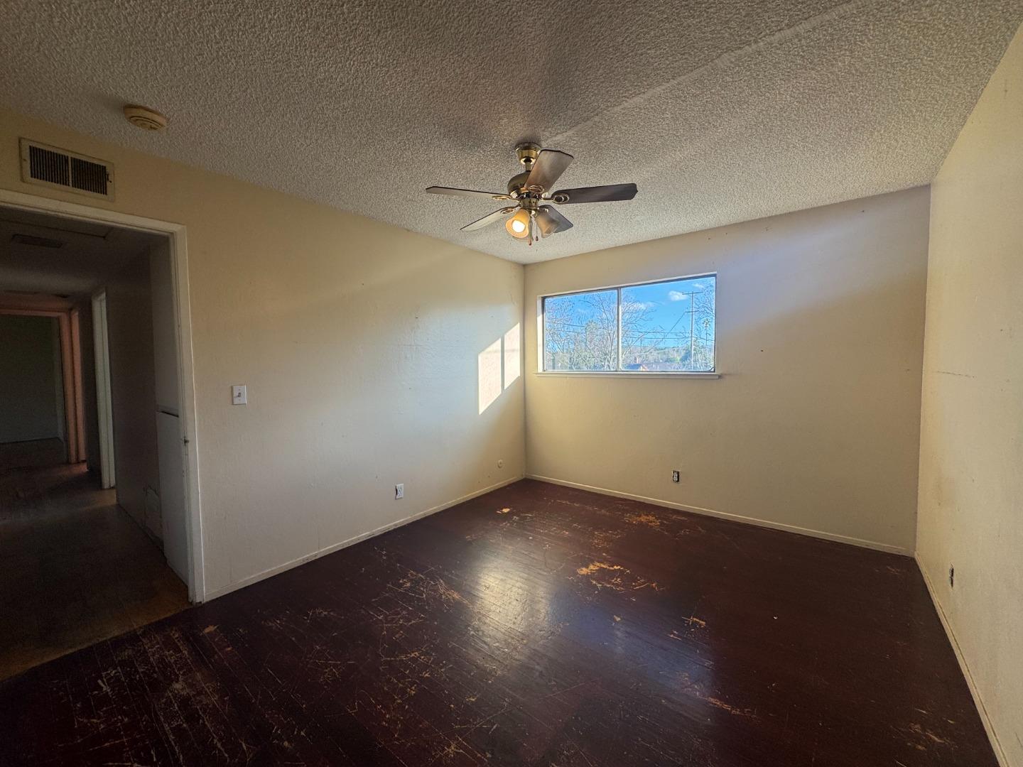 Detail Gallery Image 13 of 14 For 337 War Admiral Ave, San Jose,  CA 95111 - 4 Beds | 3 Baths