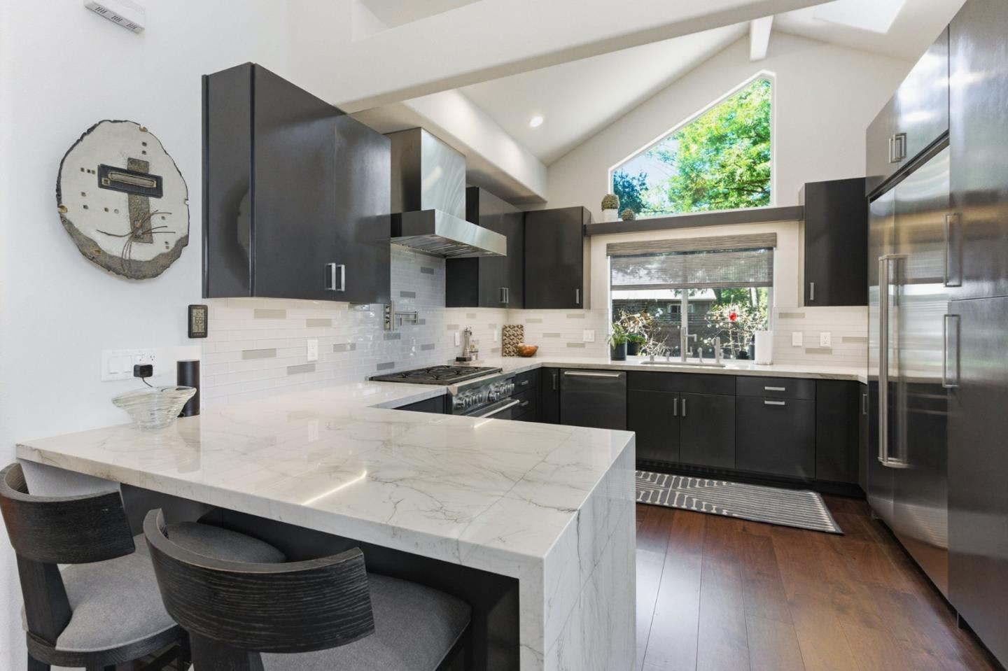 Detail Gallery Image 11 of 37 For 22575 Summit Rd, Los Gatos,  CA 95033 - 3 Beds | 2 Baths