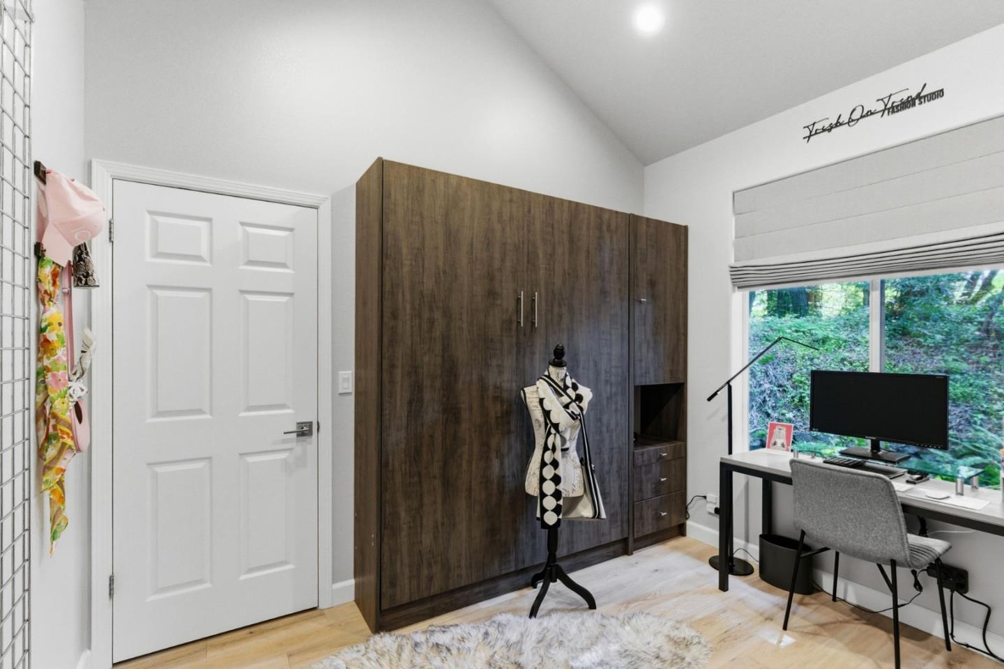 Detail Gallery Image 25 of 37 For 22575 Summit Rd, Los Gatos,  CA 95033 - 3 Beds | 2 Baths