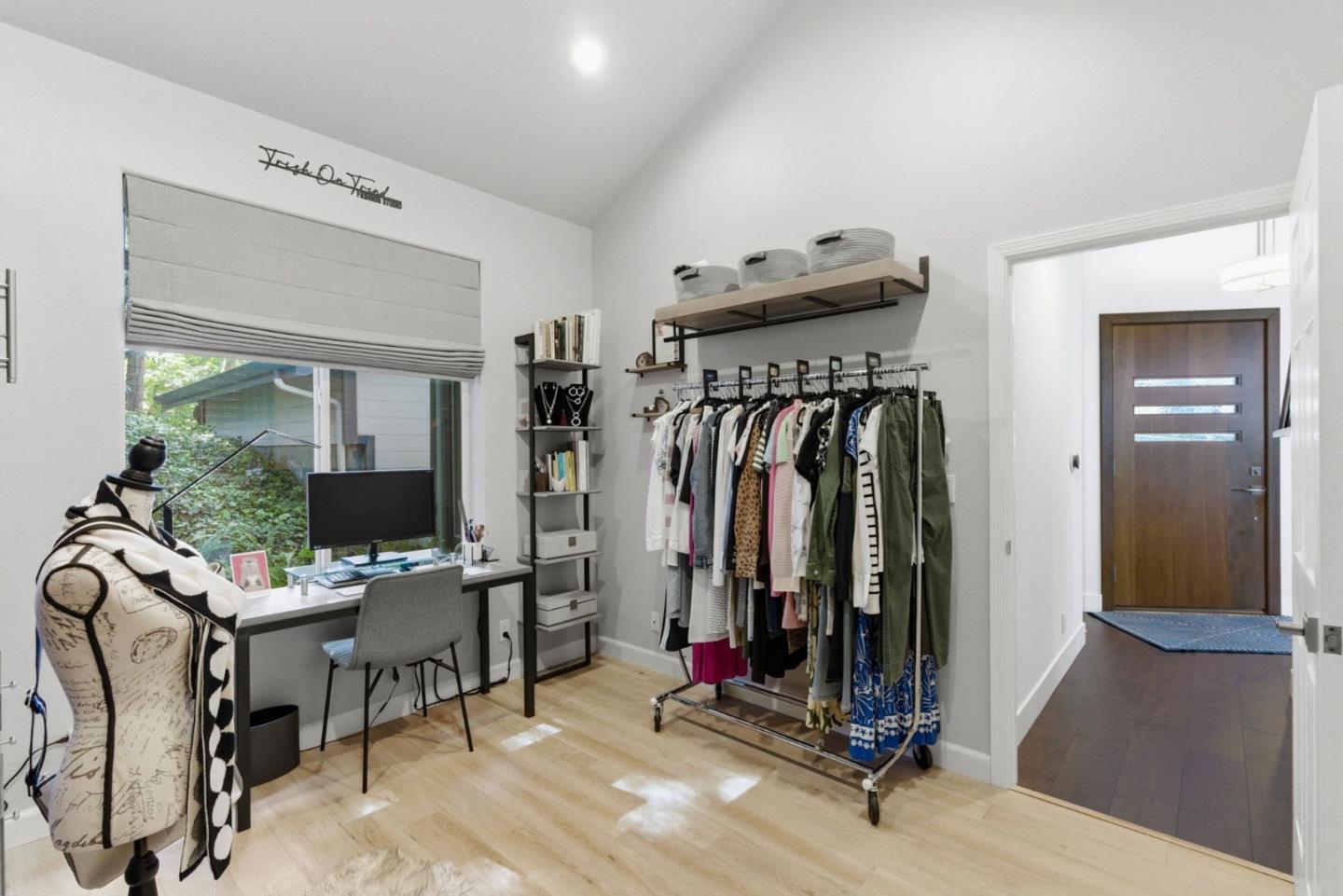 Detail Gallery Image 26 of 37 For 22575 Summit Rd, Los Gatos,  CA 95033 - 3 Beds | 2 Baths