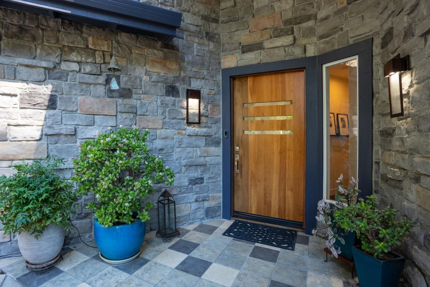 Detail Gallery Image 4 of 37 For 22575 Summit Rd, Los Gatos,  CA 95033 - 3 Beds | 2 Baths