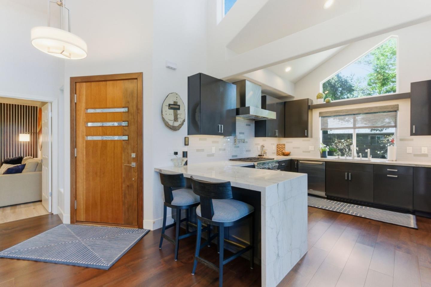 Detail Gallery Image 8 of 37 For 22575 Summit Rd, Los Gatos,  CA 95033 - 3 Beds | 2 Baths