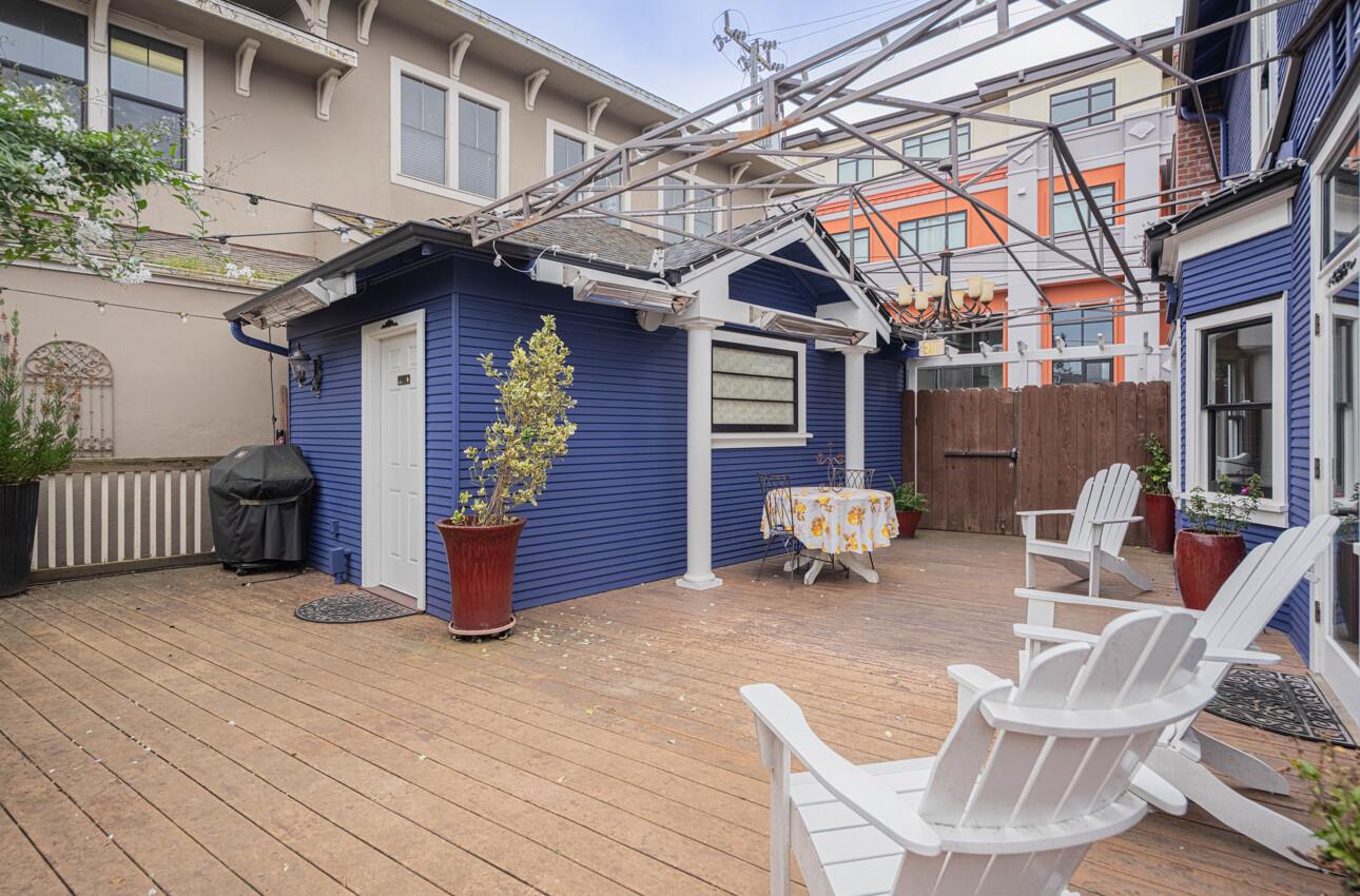 Detail Gallery Image 22 of 41 For 157 15th St, Pacific Grove,  CA 93950 - 3 Beds | 1/2 Baths