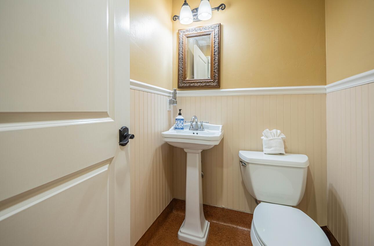 Detail Gallery Image 26 of 41 For 157 15th St, Pacific Grove,  CA 93950 - 3 Beds | 1/2 Baths