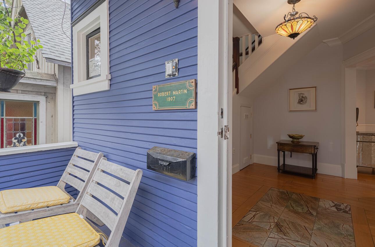 Detail Gallery Image 5 of 41 For 157 15th St, Pacific Grove,  CA 93950 - 3 Beds | 1/2 Baths