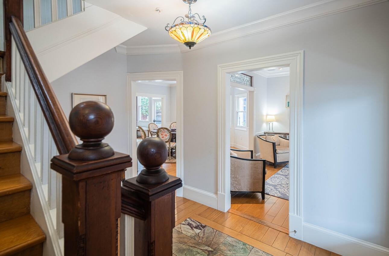 Detail Gallery Image 6 of 41 For 157 15th St, Pacific Grove,  CA 93950 - 3 Beds | 1/2 Baths