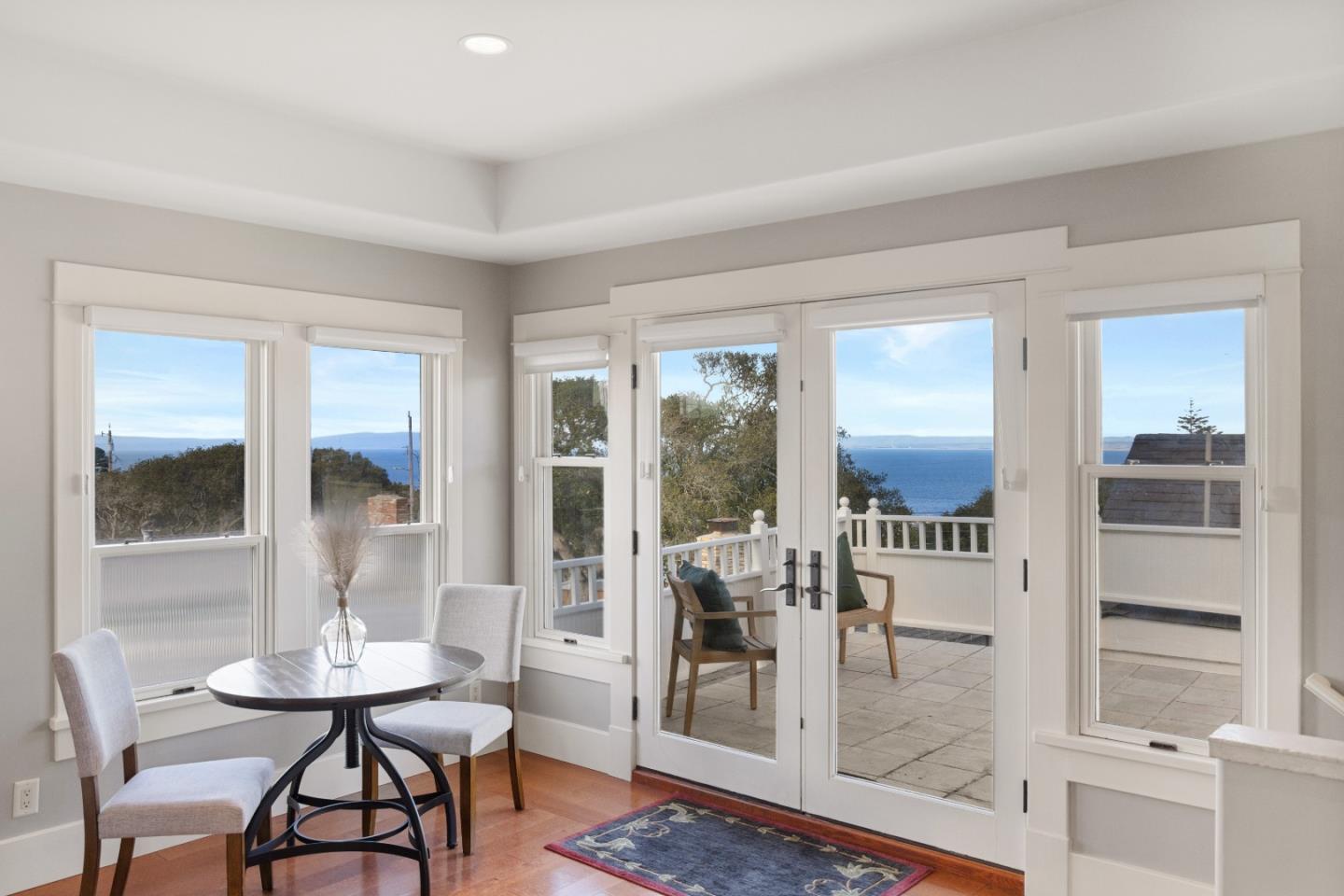 Detail Gallery Image 31 of 65 For 675 Pine St, Monterey,  CA 93940 - 5 Beds | 3/1 Baths