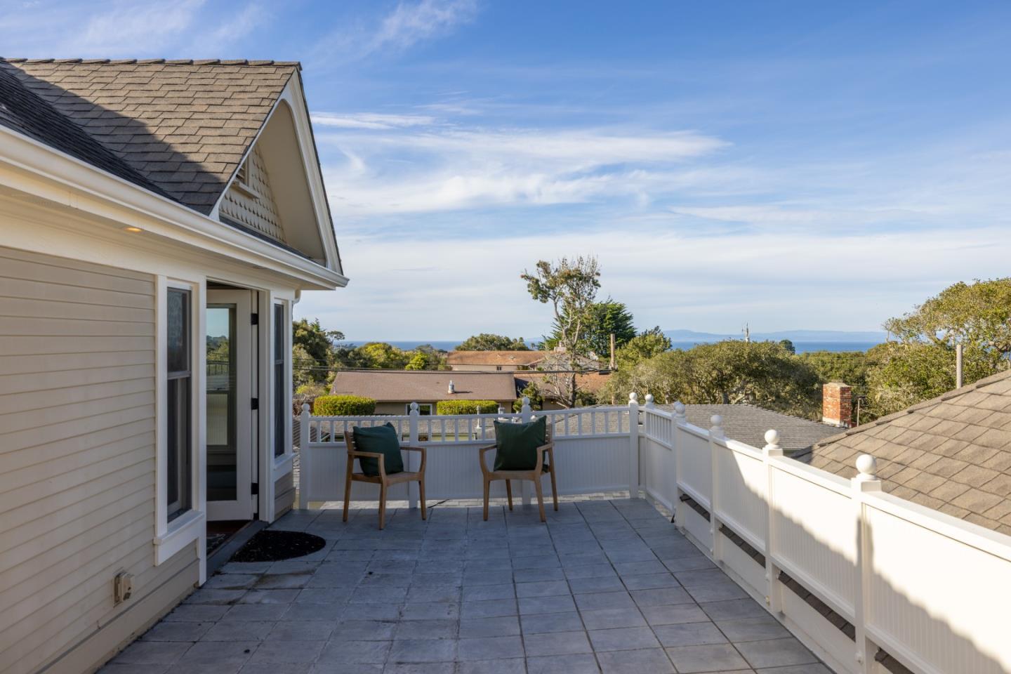 Detail Gallery Image 37 of 65 For 675 Pine St, Monterey,  CA 93940 - 5 Beds | 3/1 Baths