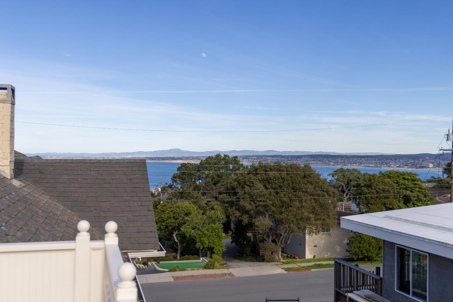 Detail Gallery Image 50 of 65 For 675 Pine St, Monterey,  CA 93940 - 5 Beds | 3/1 Baths