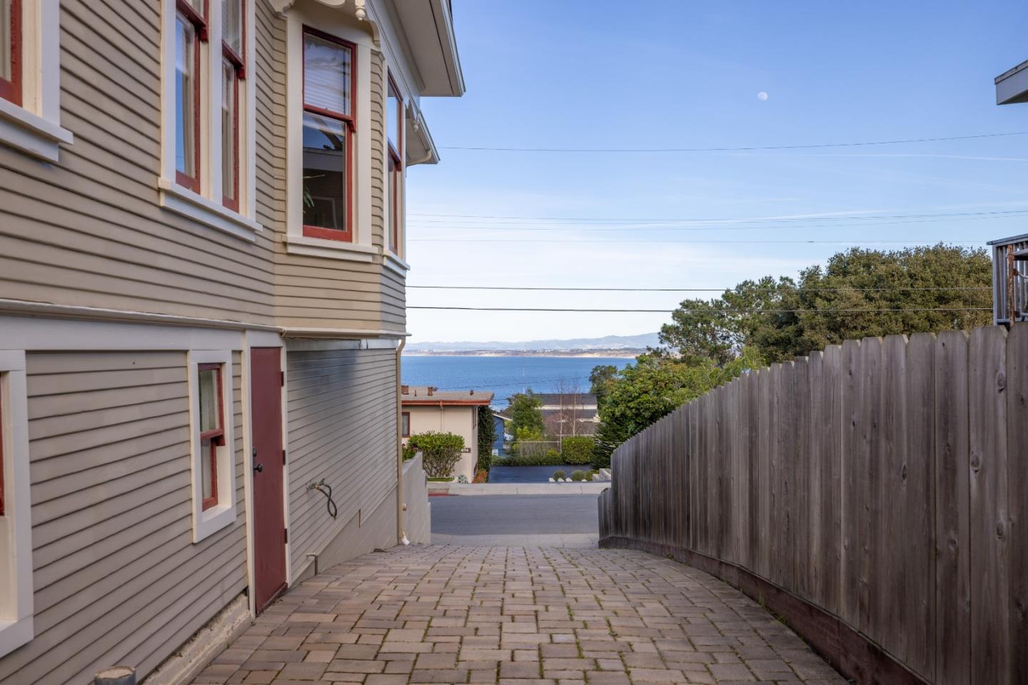 Detail Gallery Image 56 of 65 For 675 Pine St, Monterey,  CA 93940 - 5 Beds | 3/1 Baths