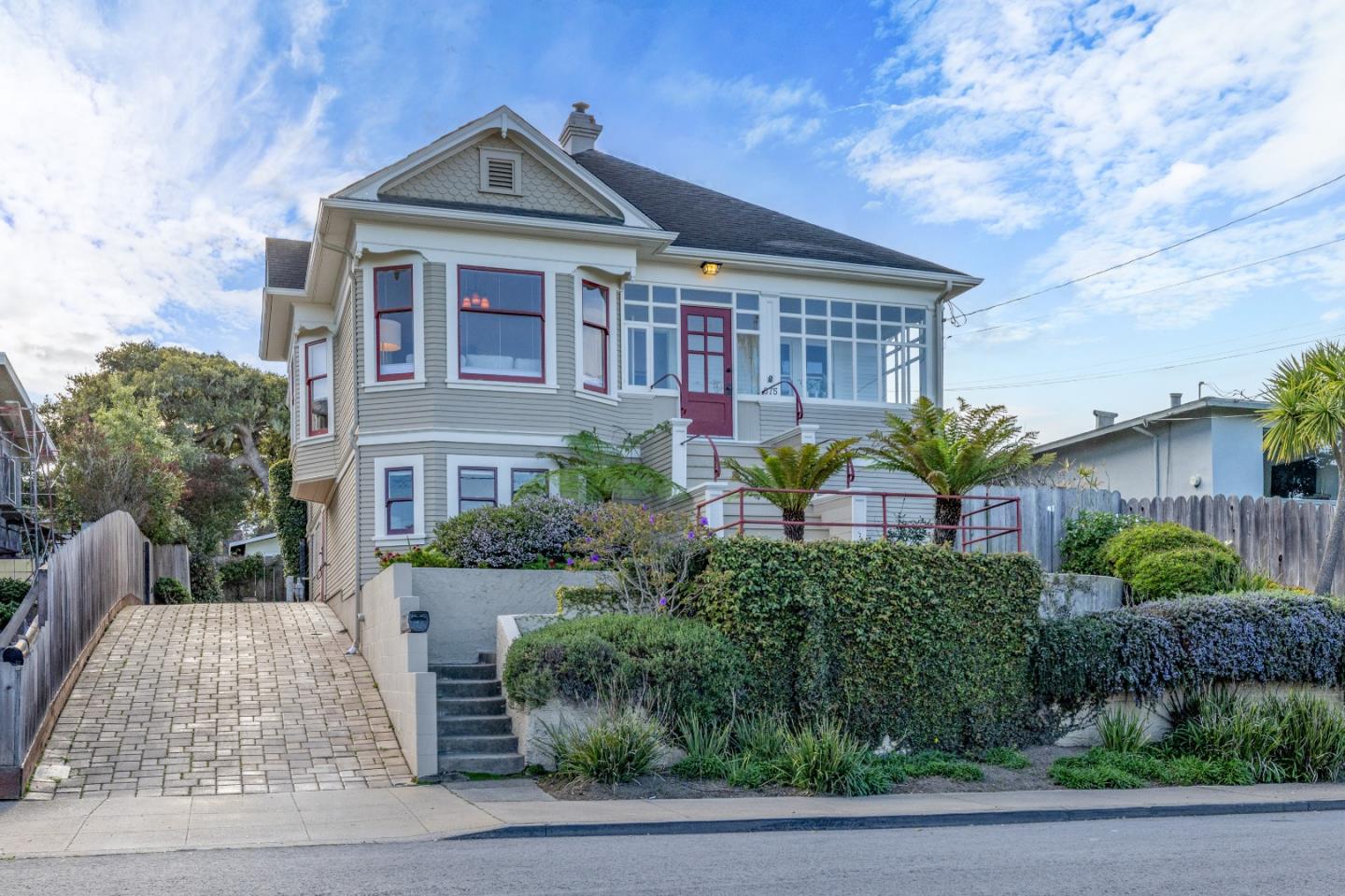 Detail Gallery Image 61 of 65 For 675 Pine St, Monterey,  CA 93940 - 5 Beds | 3/1 Baths