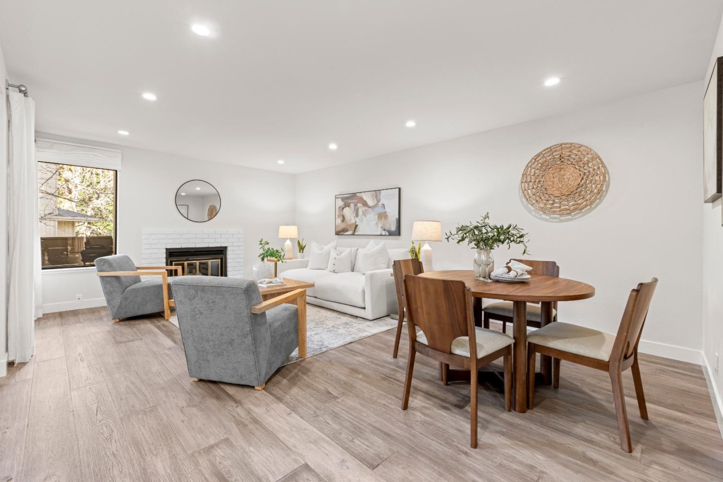 Photo #5: ML82036820 Listing: Photo #5