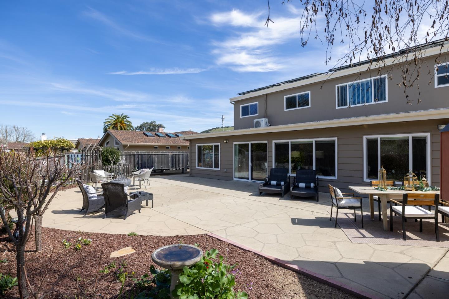 Detail Gallery Image 19 of 25 For 22700 Picador Dr, Salinas,  CA 93908 - 4 Beds | 3 Baths