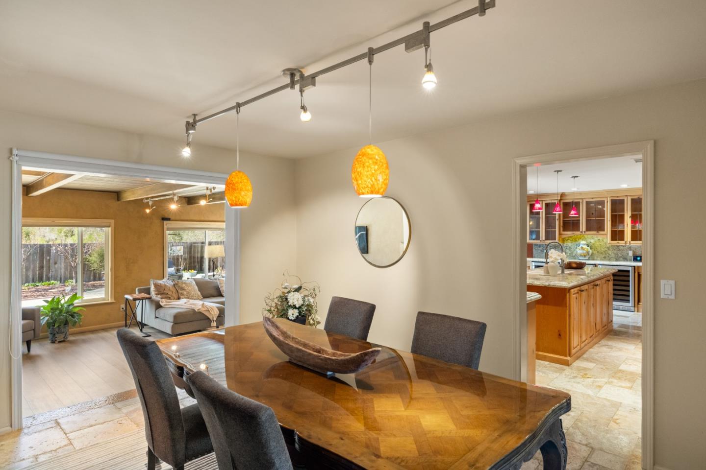 Detail Gallery Image 6 of 25 For 22700 Picador Dr, Salinas,  CA 93908 - 4 Beds | 3 Baths