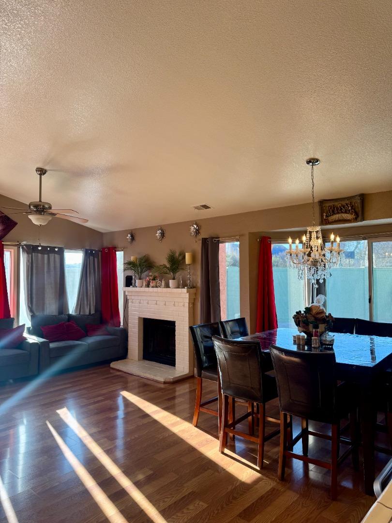 Detail Gallery Image 7 of 25 For 1363 Merganser Ct, Newman,  CA 95360 - 4 Beds | 2 Baths
