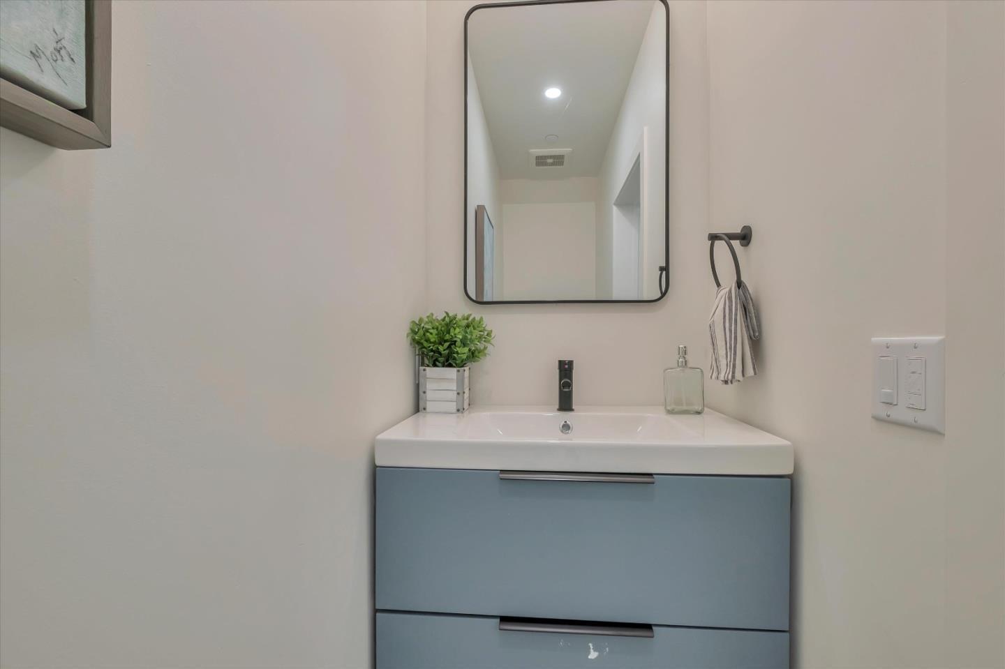 Detail Gallery Image 23 of 48 For 115 Darlington Ln, Soquel,  CA 95073 - 3 Beds | 2/1 Baths