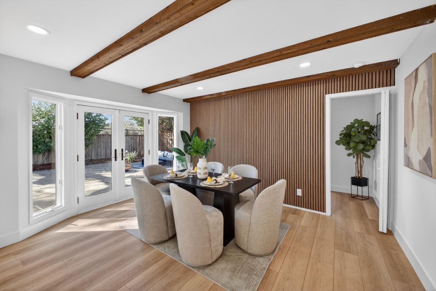 Detail Gallery Image 17 of 44 For 5755 Cohasset Way, San Jose,  CA 95123 - 4 Beds | 2 Baths