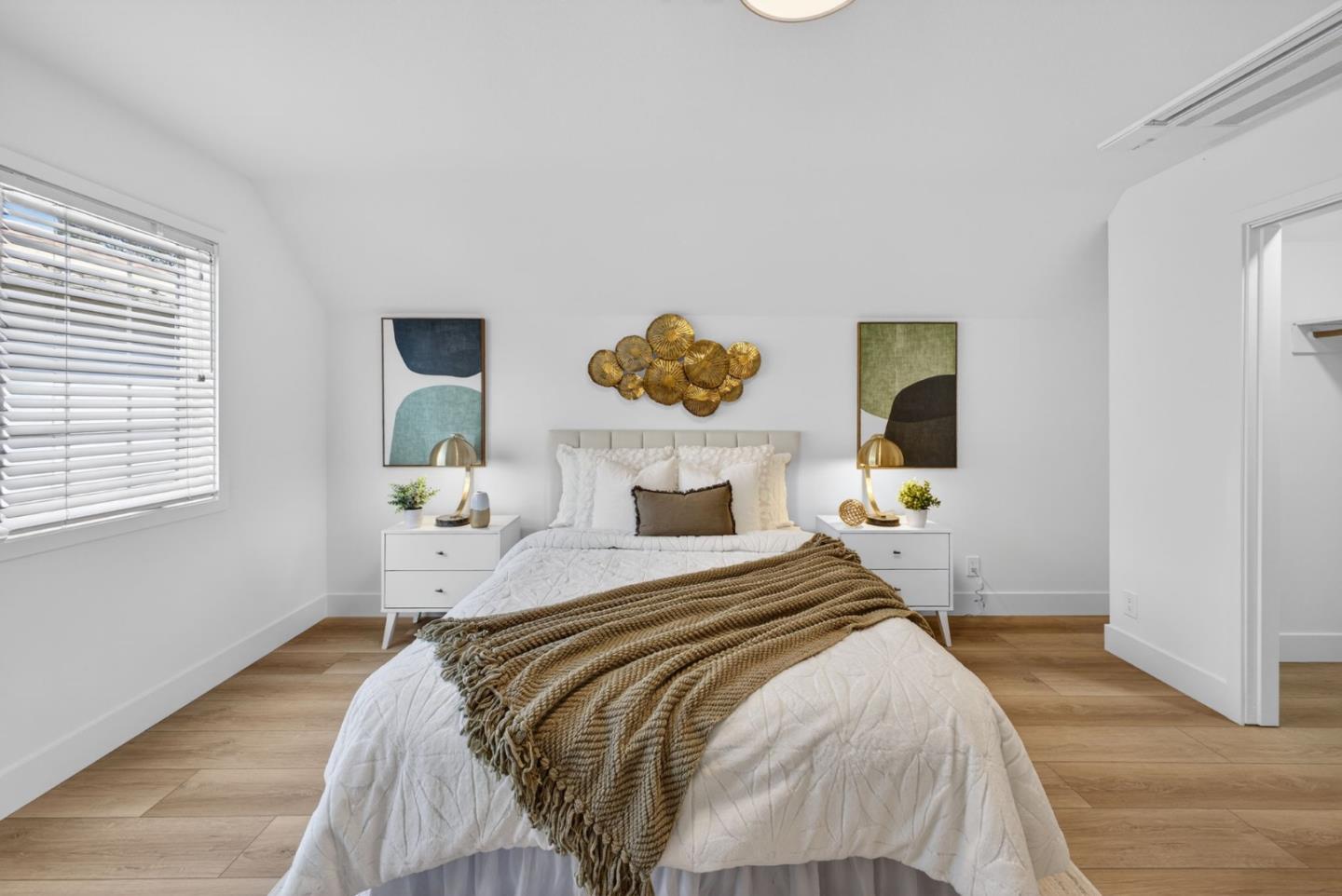 Detail Gallery Image 20 of 44 For 5755 Cohasset Way, San Jose,  CA 95123 - 4 Beds | 2 Baths