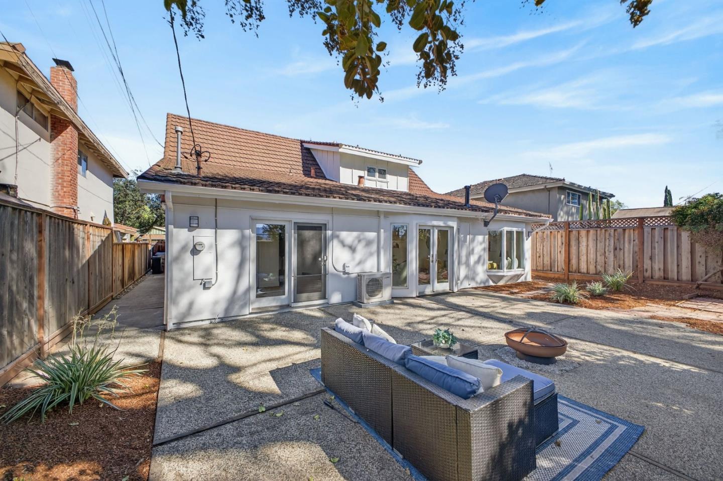 Detail Gallery Image 37 of 44 For 5755 Cohasset Way, San Jose,  CA 95123 - 4 Beds | 2 Baths