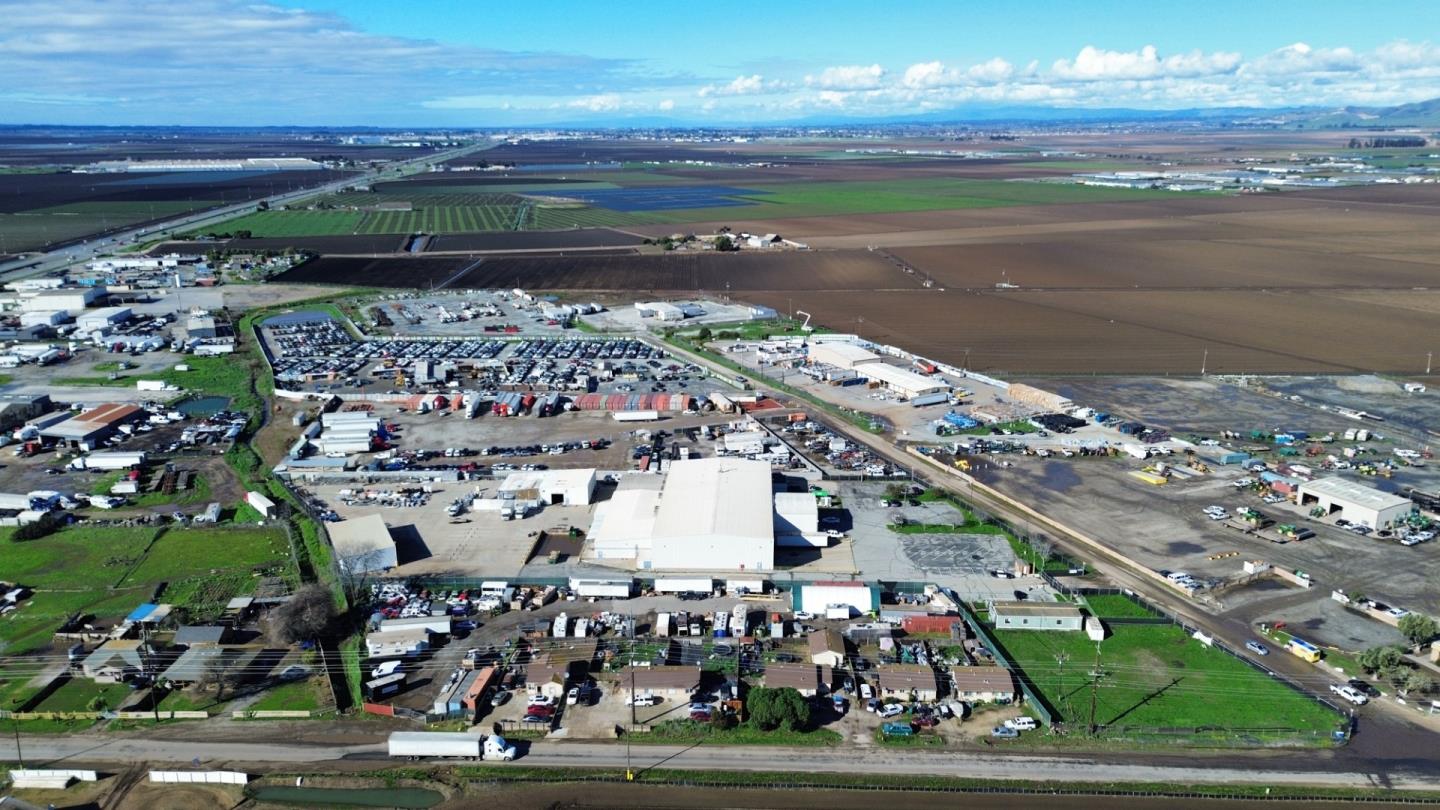 Detail Gallery Image 3 of 7 For 20800 Spence Rd, Salinas,  CA 93908 - – Beds | – Baths