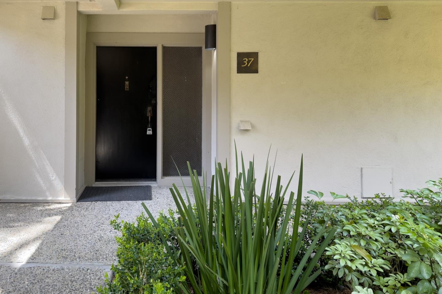 Detail Gallery Image 33 of 36 For 37 Ocean Pines Ln, Pebble Beach,  CA 93953 - 3 Beds | 3 Baths