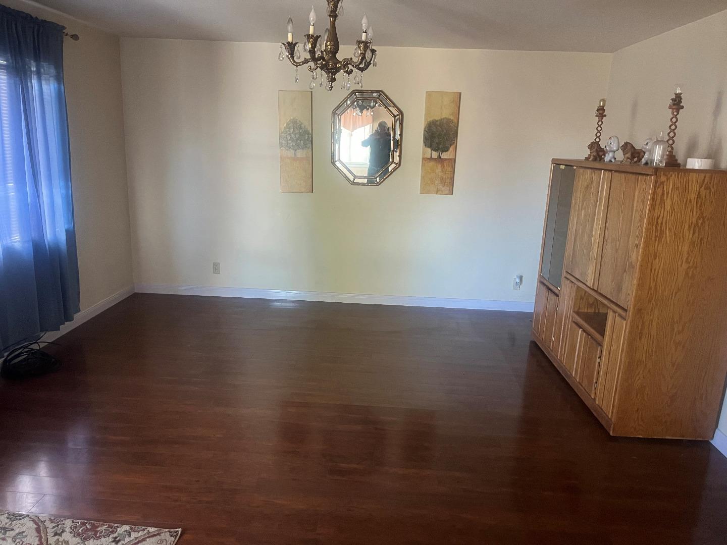 Detail Gallery Image 13 of 13 For 1022 Montgomery St, San Carlos,  CA 94070 - 3 Beds | 1/2 Baths