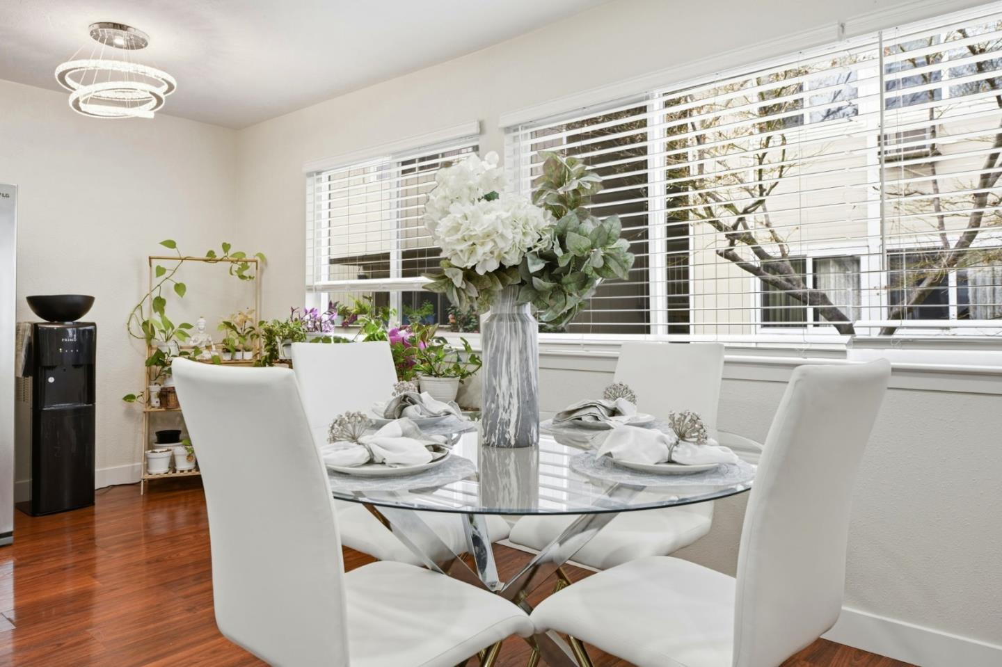 Detail Gallery Image 16 of 37 For 1898 Meridian Ave #24,  San Jose,  CA 95125 - 3 Beds | 2 Baths