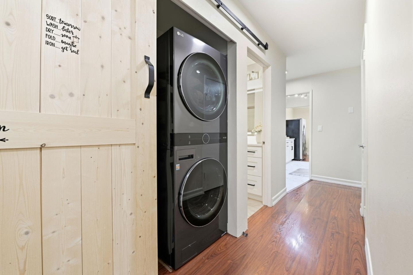 Detail Gallery Image 19 of 37 For 1898 Meridian Ave #24,  San Jose,  CA 95125 - 3 Beds | 2 Baths