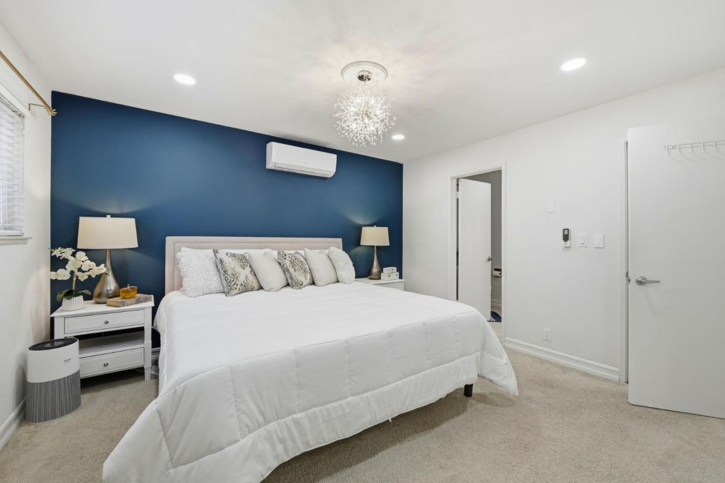 Detail Gallery Image 21 of 37 For 1898 Meridian Ave #24,  San Jose,  CA 95125 - 3 Beds | 2 Baths