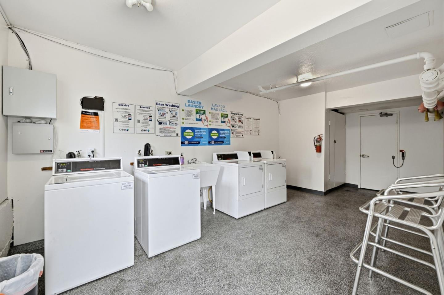 Detail Gallery Image 32 of 37 For 1898 Meridian Ave #24,  San Jose,  CA 95125 - 3 Beds | 2 Baths