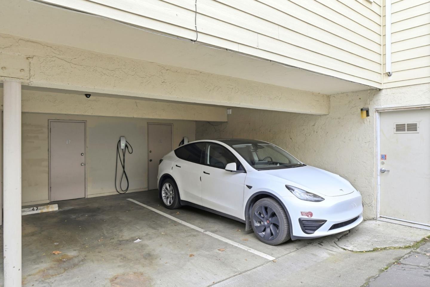 Detail Gallery Image 34 of 37 For 1898 Meridian Ave #24,  San Jose,  CA 95125 - 3 Beds | 2 Baths