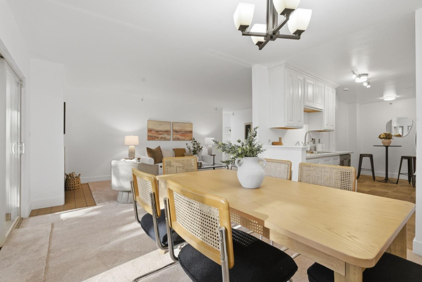 Detail Gallery Image 11 of 58 For 332 Philip Dr #101,  Daly City,  CA 94015 - 3 Beds | 2 Baths