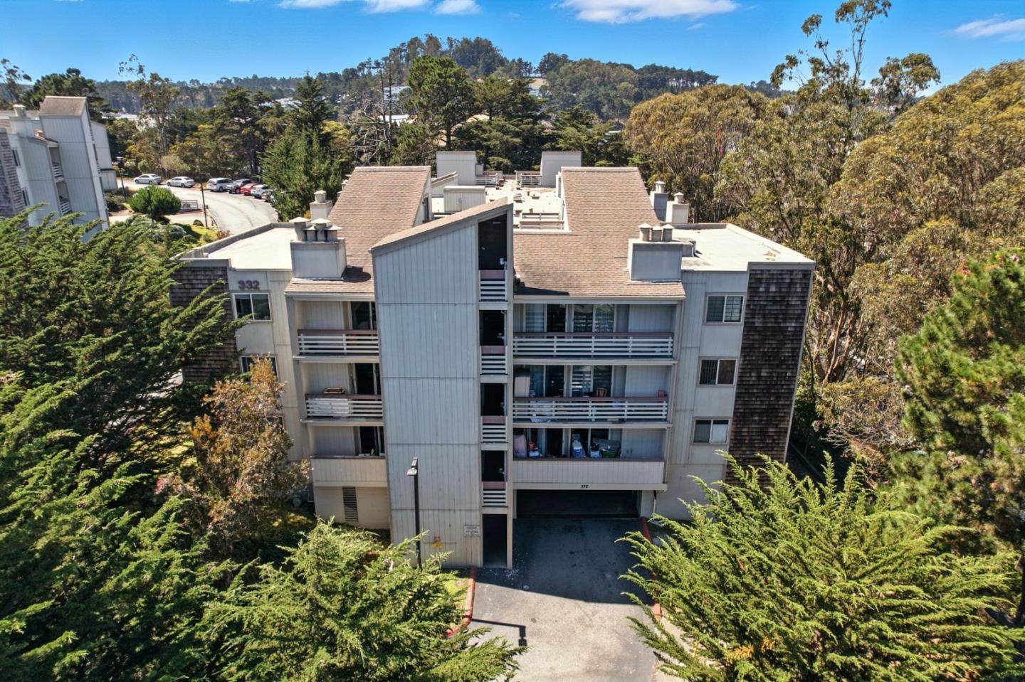 Detail Gallery Image 38 of 58 For 332 Philip Dr #101,  Daly City,  CA 94015 - 3 Beds | 2 Baths