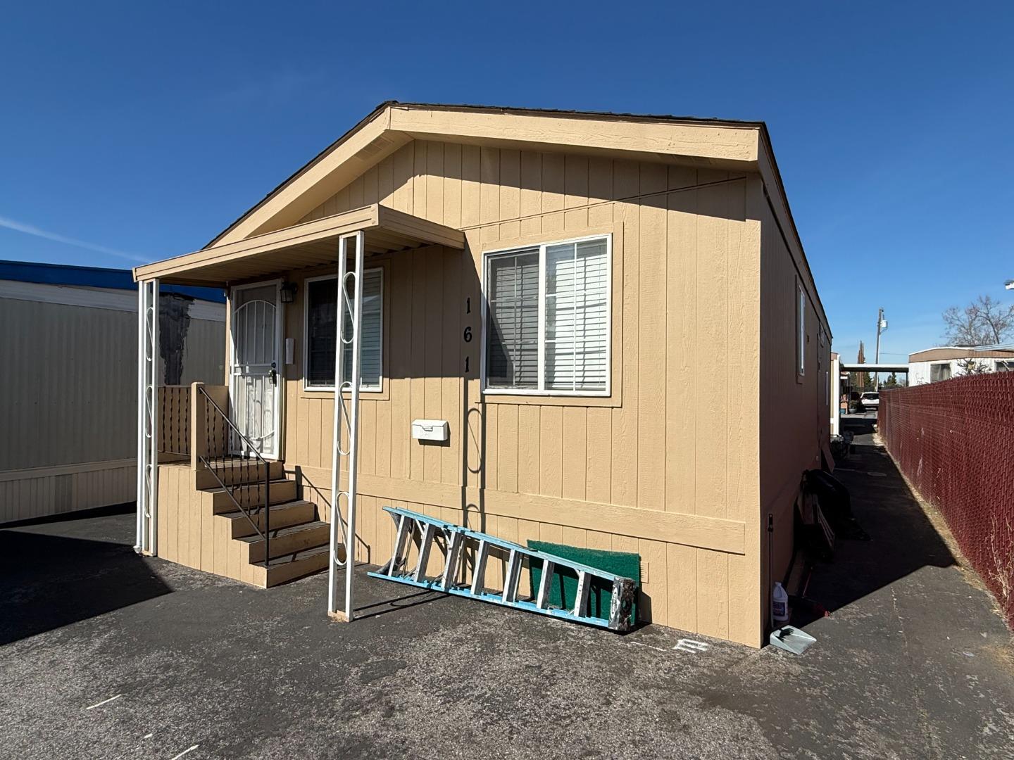 Detail Gallery Image 3 of 10 For 1500 Virginia Pl #161,  San Jose,  CA 95116 - 3 Beds | 2 Baths