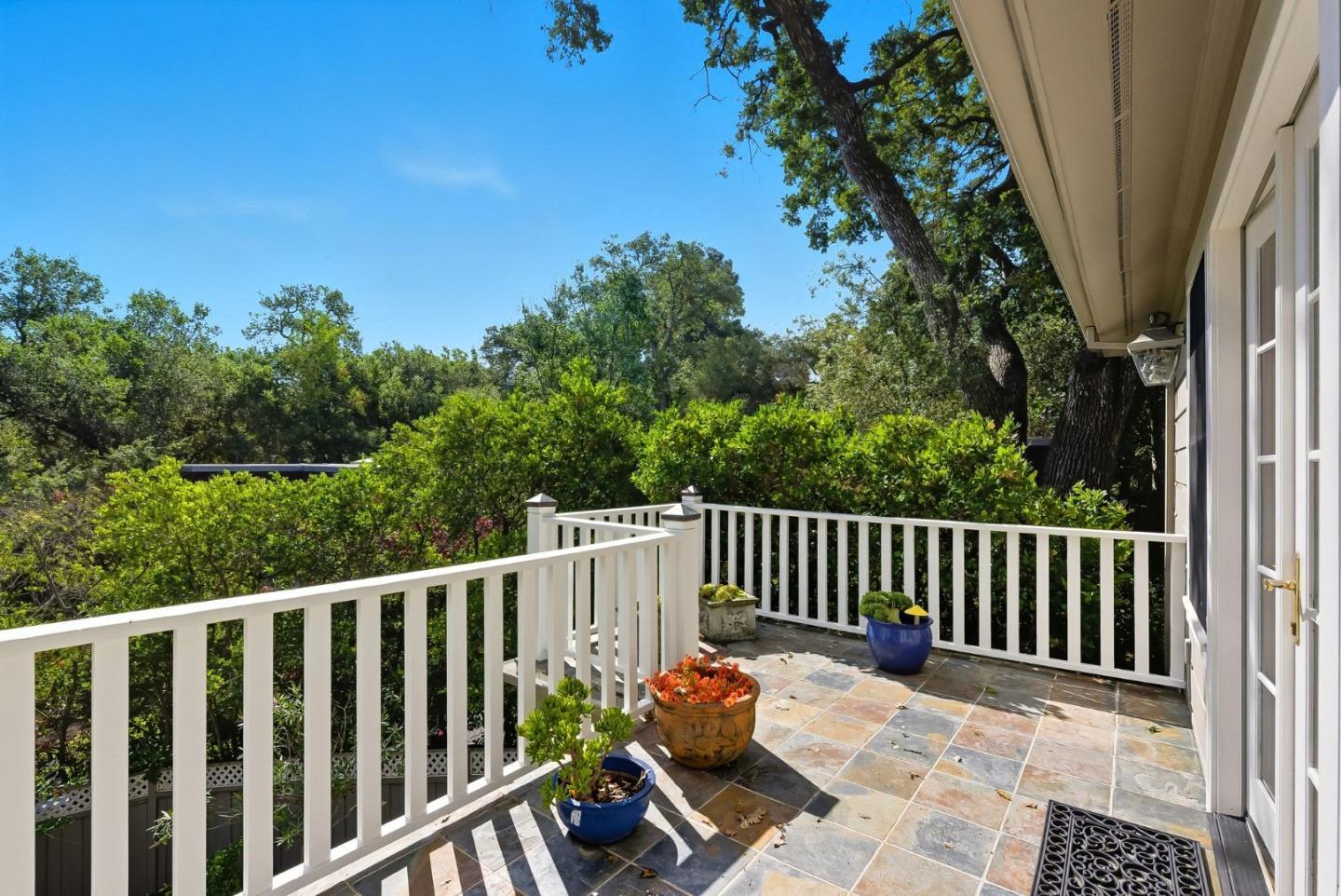 Detail Gallery Image 17 of 68 For Oak Meadow Dr, Los Gatos,  CA 95032 - 4 Beds | 4/1 Baths