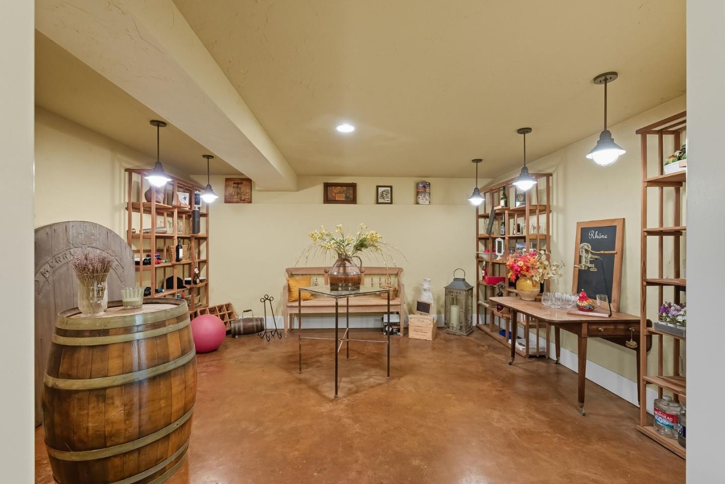 Detail Gallery Image 41 of 68 For Oak Meadow Dr, Los Gatos,  CA 95032 - 4 Beds | 4/1 Baths