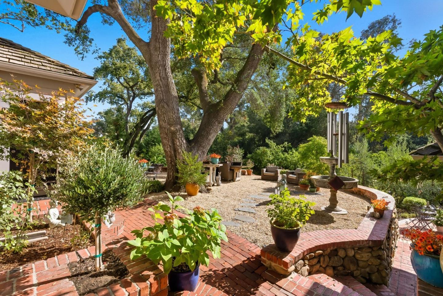 Detail Gallery Image 48 of 68 For Oak Meadow Dr, Los Gatos,  CA 95032 - 4 Beds | 4/1 Baths