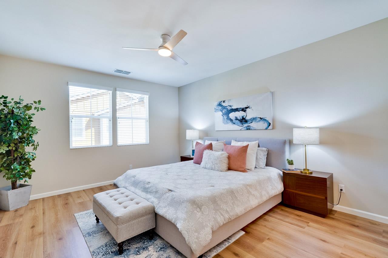 Detail Gallery Image 14 of 44 For 1369 Coyote Creek Way, Milpitas,  CA 95035 - 3 Beds | 3 Baths