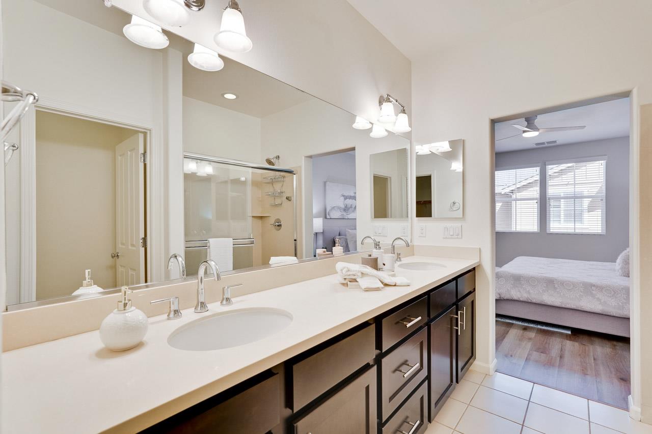 Detail Gallery Image 19 of 44 For 1369 Coyote Creek Way, Milpitas,  CA 95035 - 3 Beds | 3 Baths