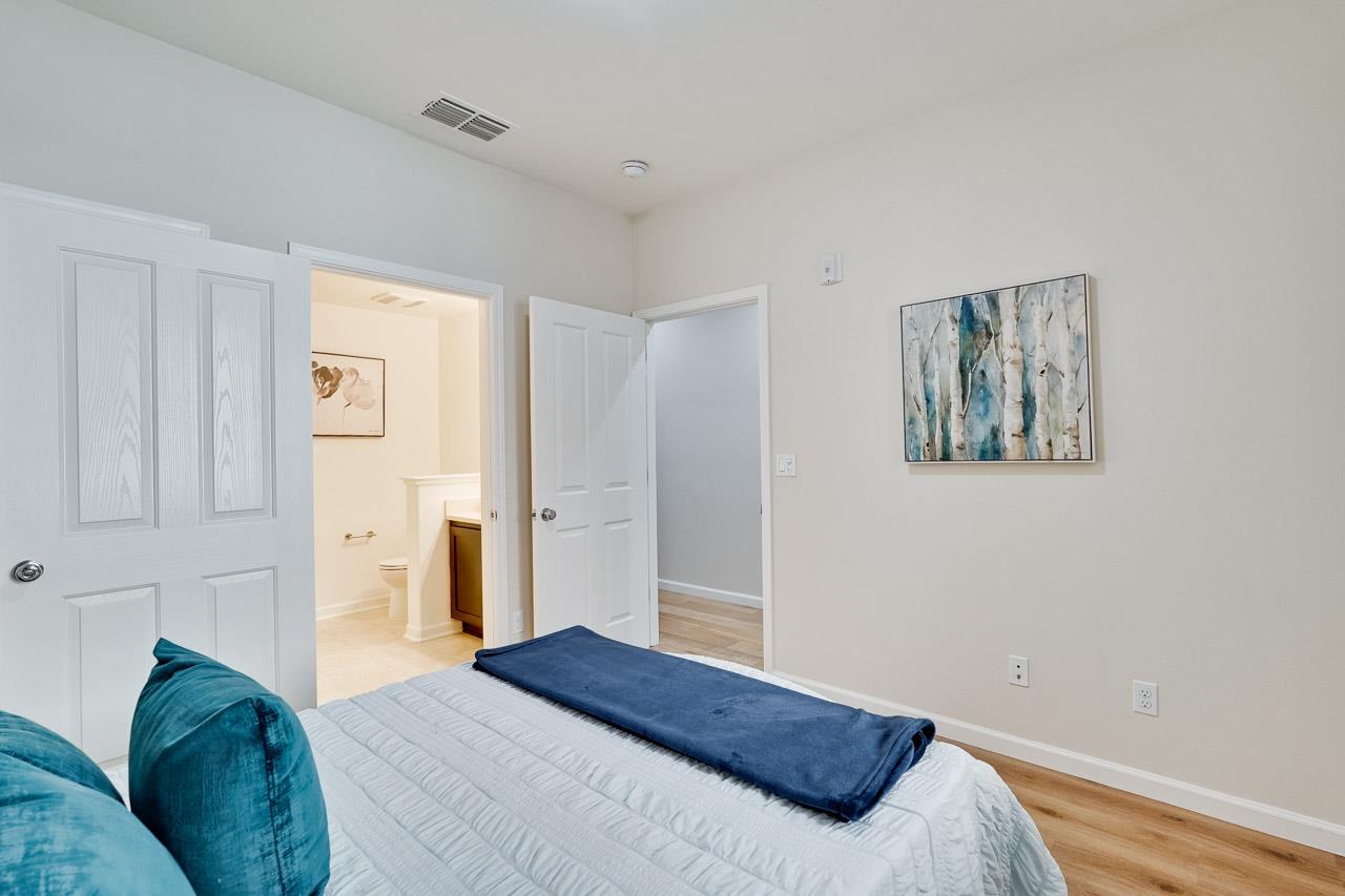 Detail Gallery Image 21 of 44 For 1369 Coyote Creek Way, Milpitas,  CA 95035 - 3 Beds | 3 Baths