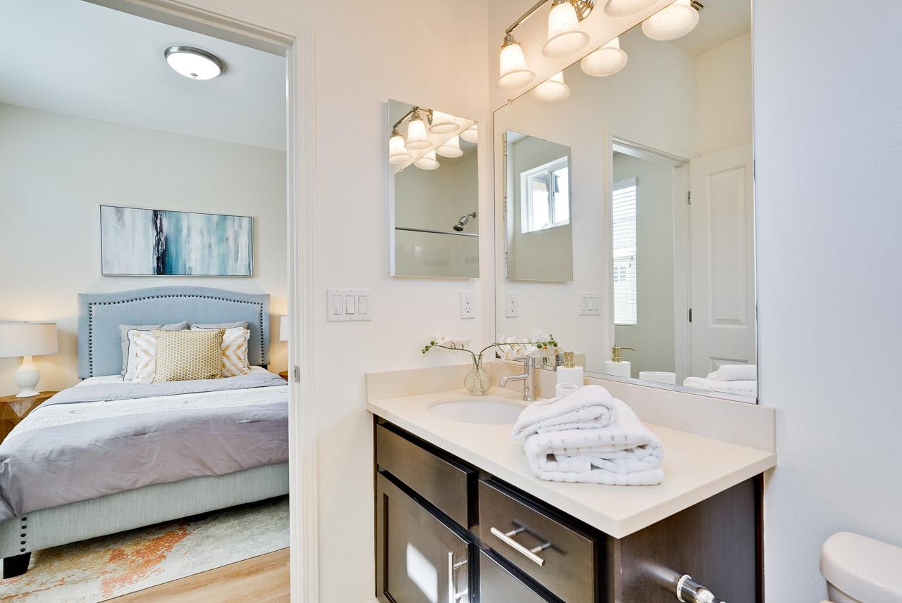 Detail Gallery Image 28 of 44 For 1369 Coyote Creek Way, Milpitas,  CA 95035 - 3 Beds | 3 Baths